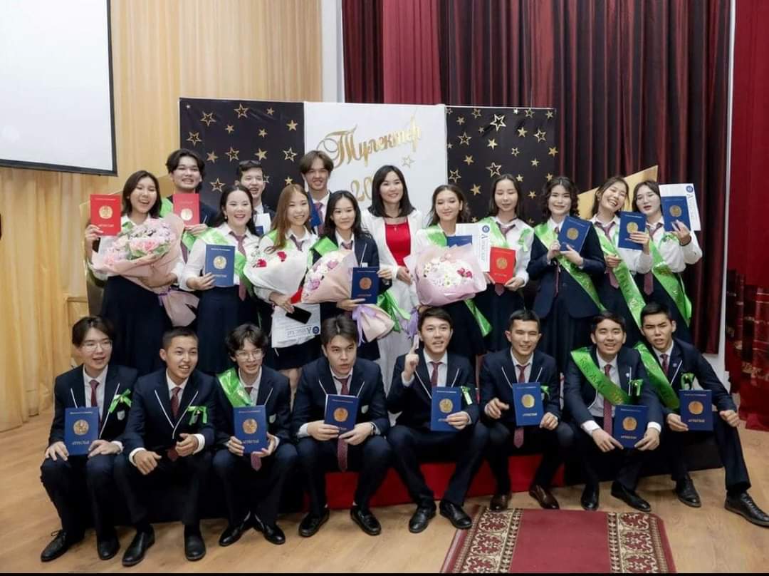 شەتەلدە وقيتىن تۇلەكتەر