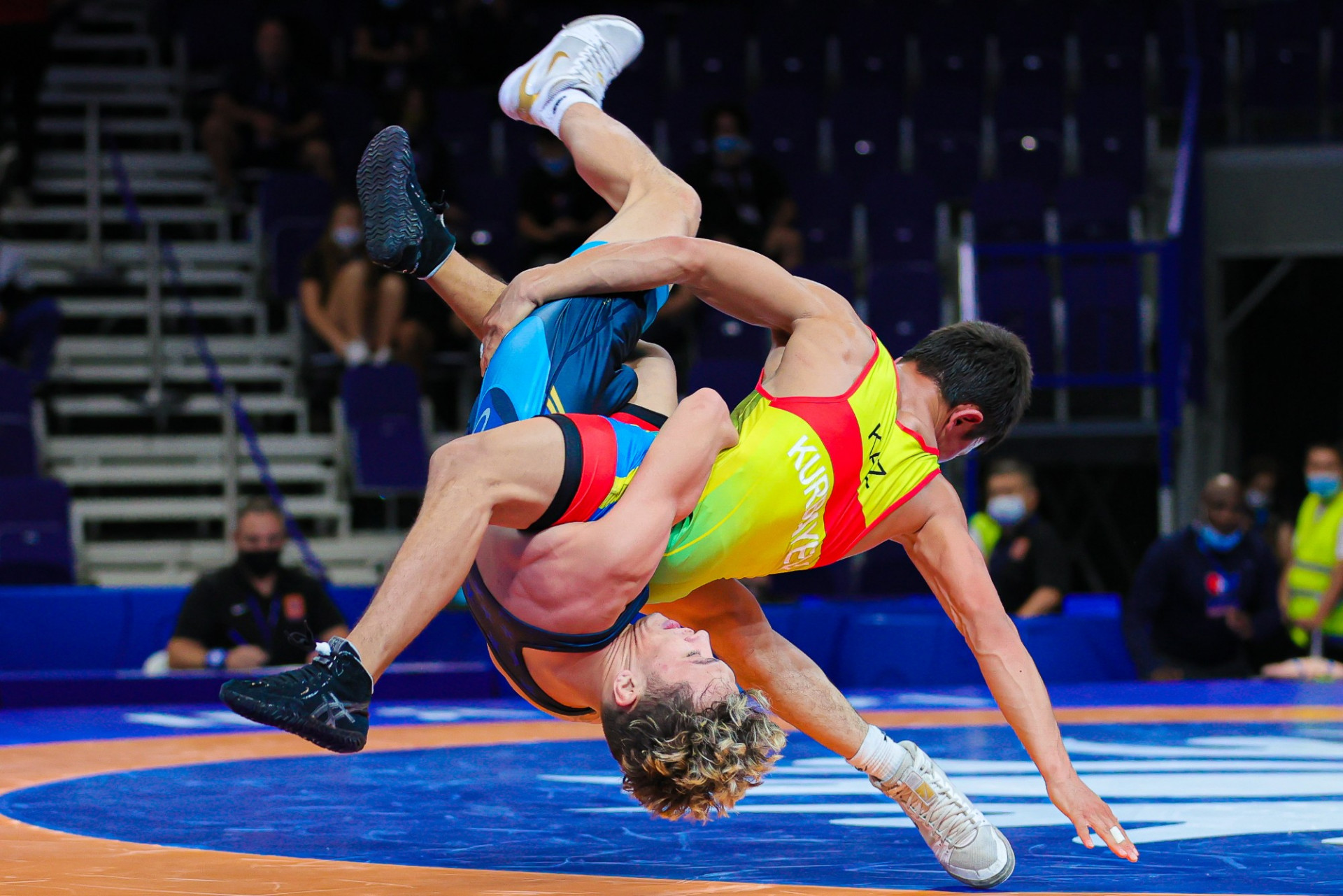 جاستار اراسىنداعى الەم چەمپيونى