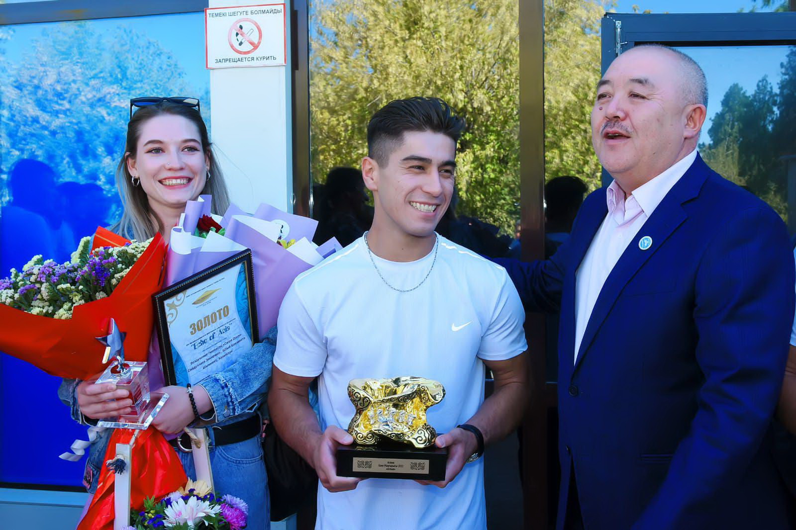 اۋە گيمناسشىلارىنىڭ جەڭىسى