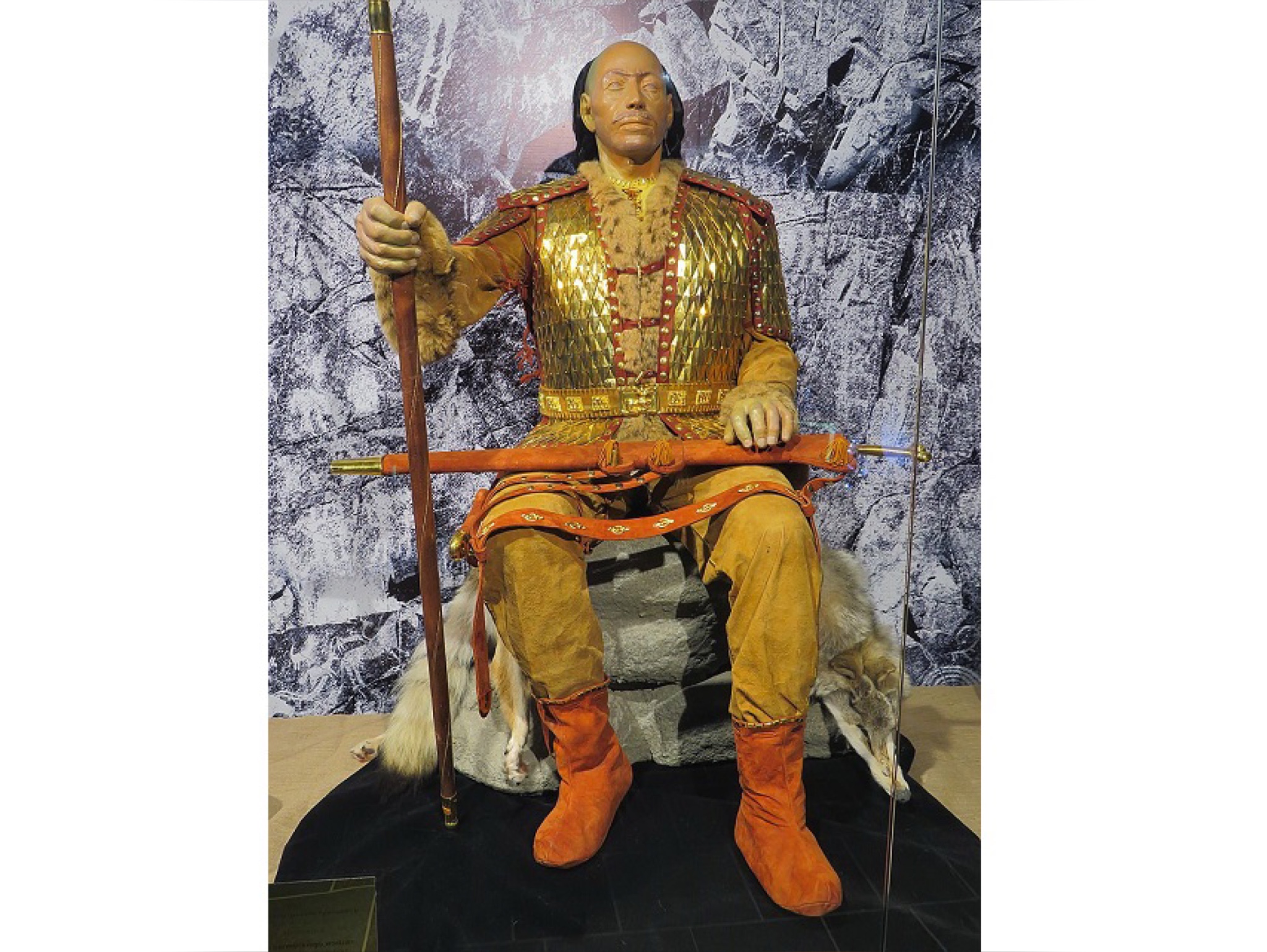 ارالتوبەنىڭ «التىن ادامى»