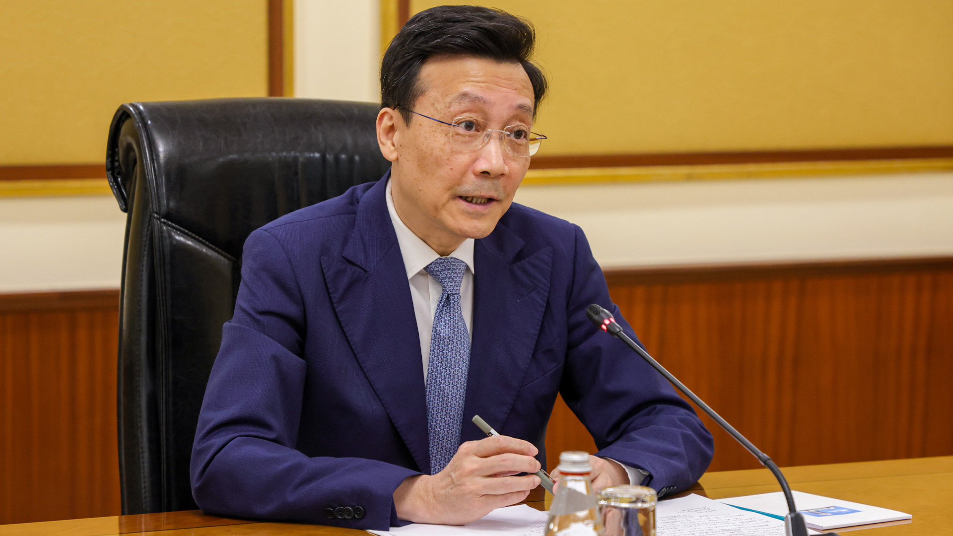 ۇكىمەتتتىڭ ءباسپاسوز قىزمەتى