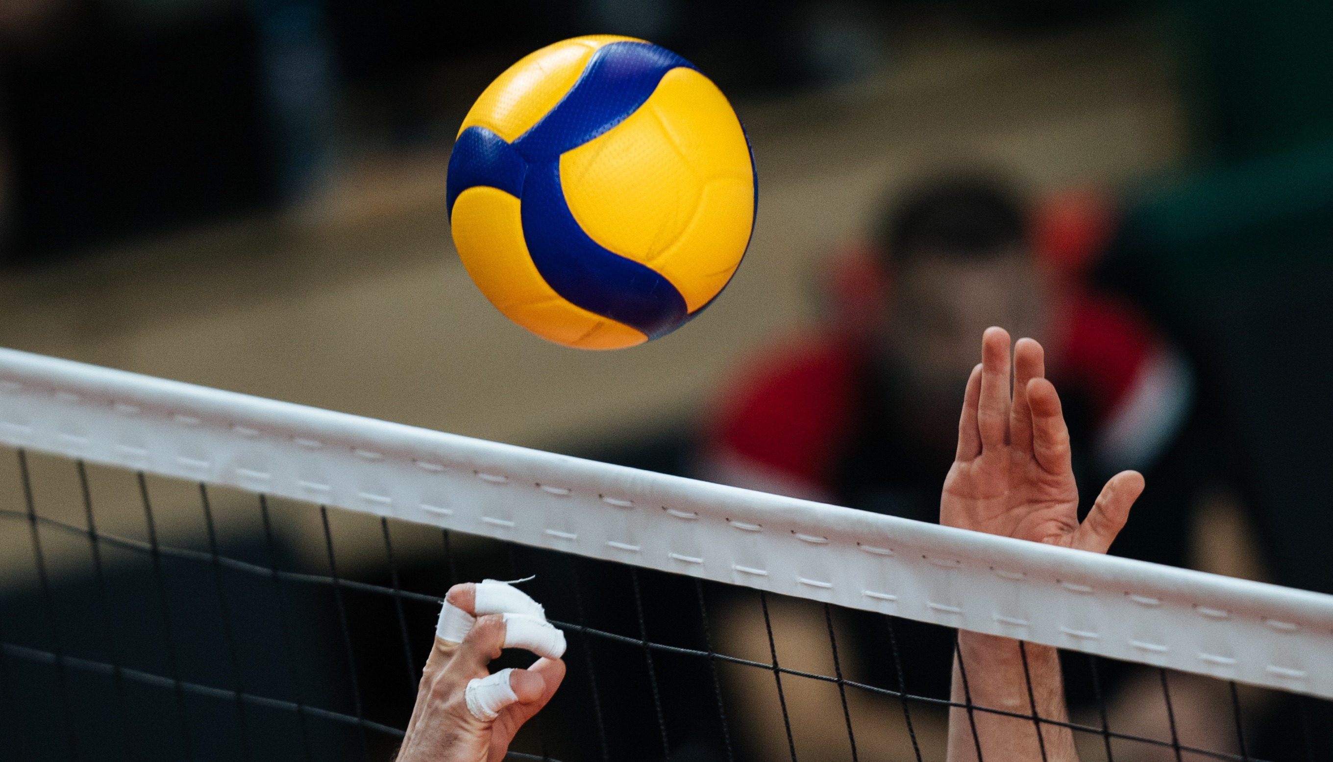 قاتارىنان ەكى جەڭىس