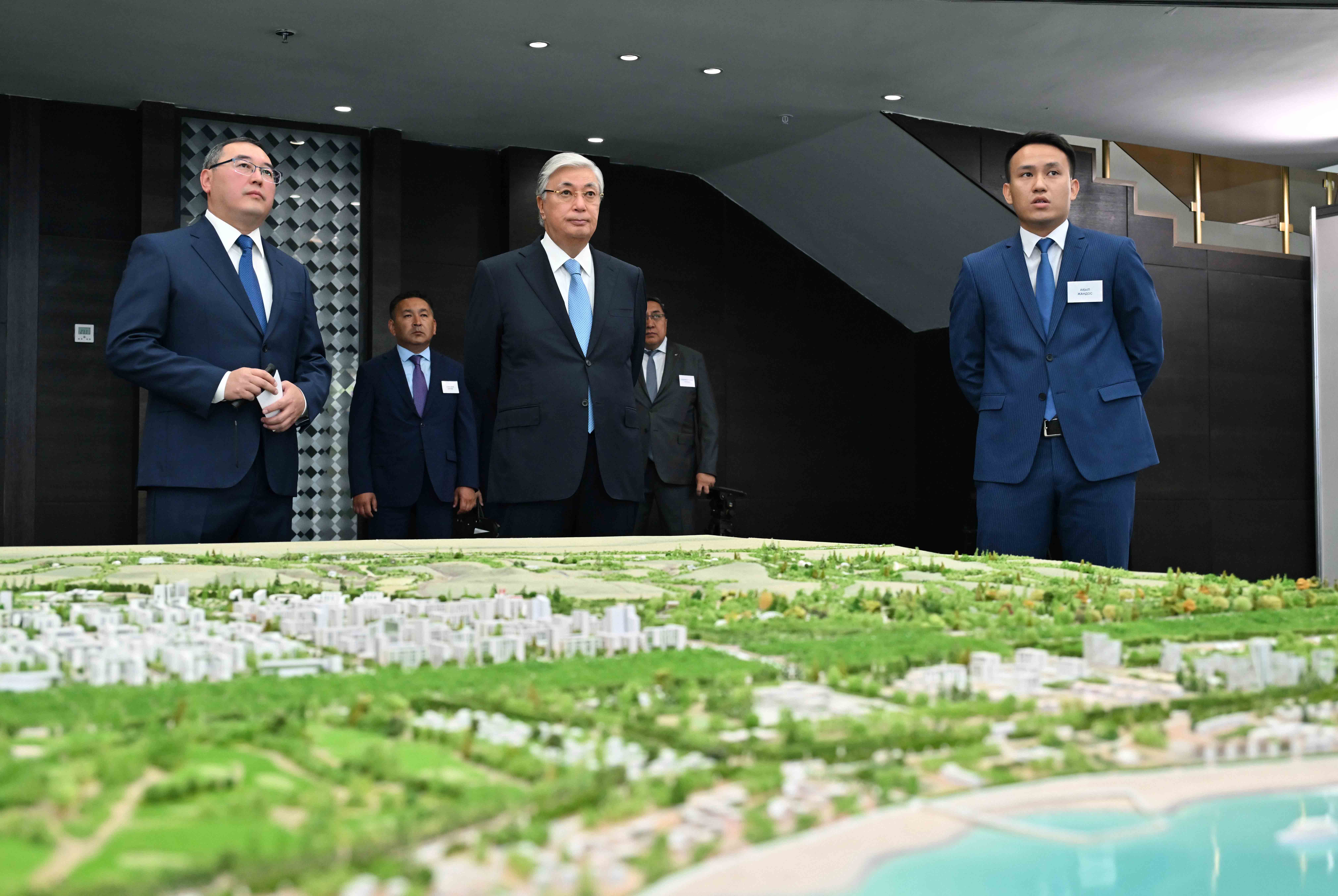 پرەزيدەنت قوناەۆ قالاسىنىڭ باس جوسپارىمەن تانىستى