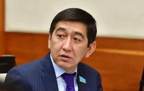 قوعام بولىپ  جۇمىلساق