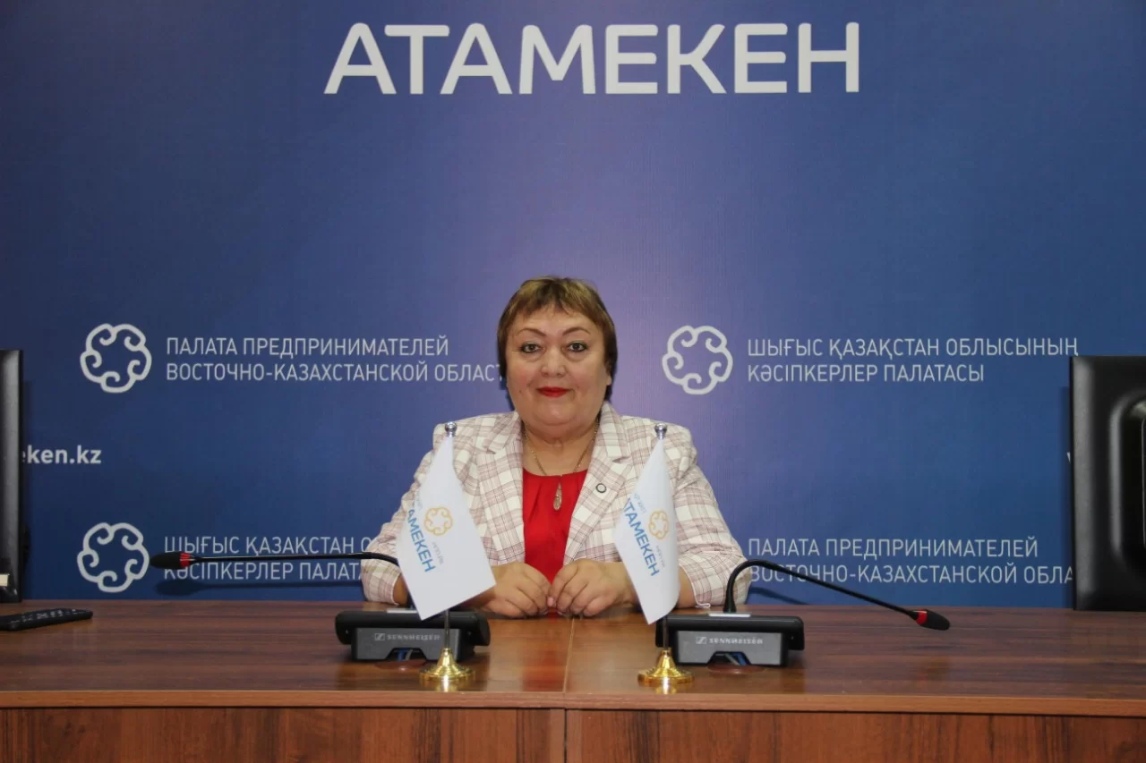 شىنايى ارىپتەستىك قاجەت