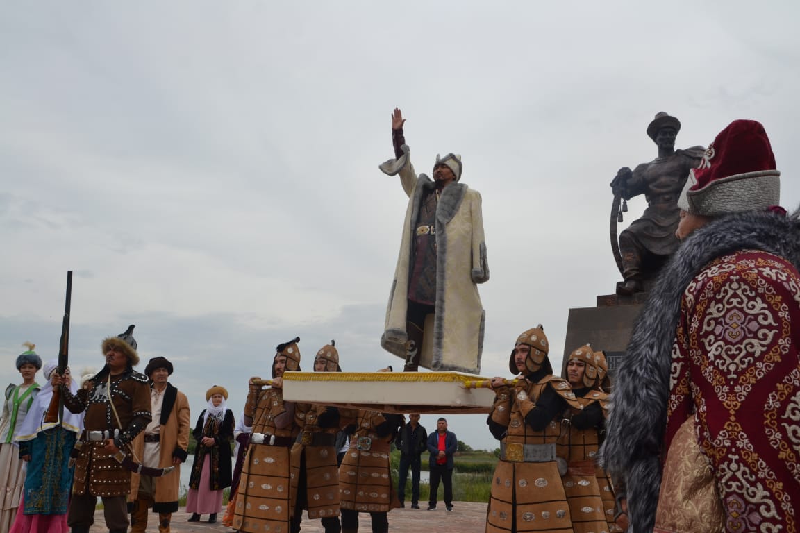 كەنە ورتاسىنا