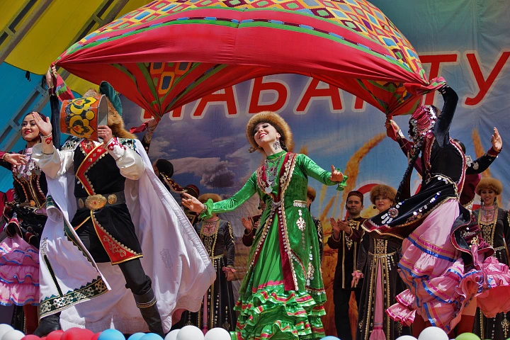 ۇلتتىق كيىم كۇنى