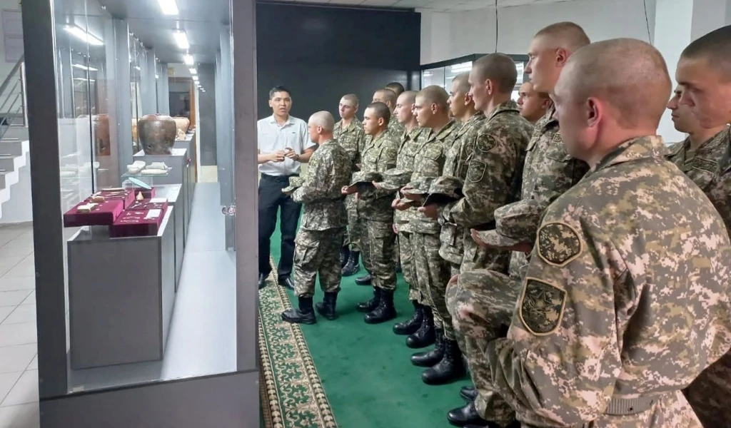 تاريحپەن تانىسۋ