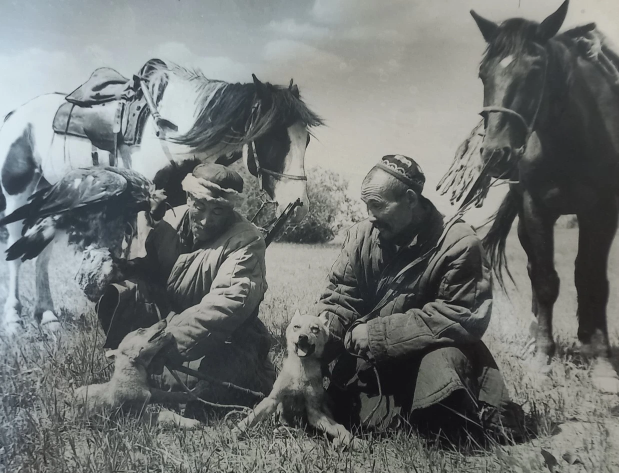 اڭشىلىق ونەردىڭ اقيىعى