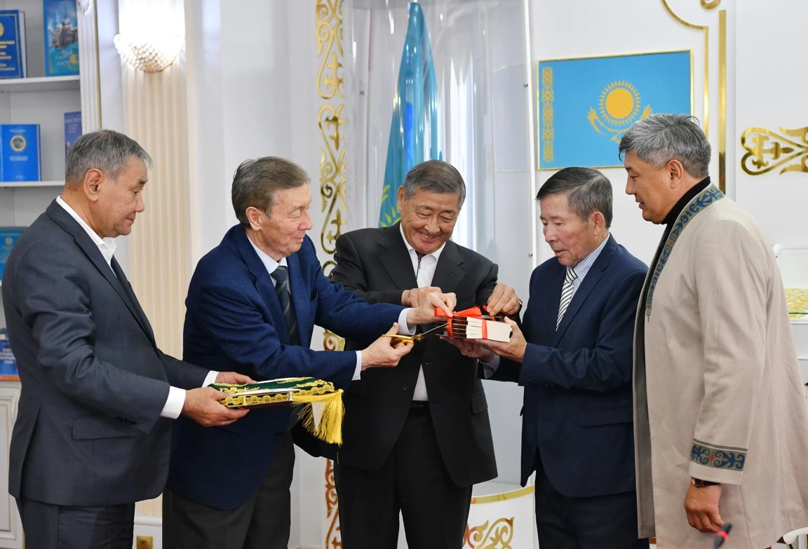 بولمىسى بولەك تۋىندى