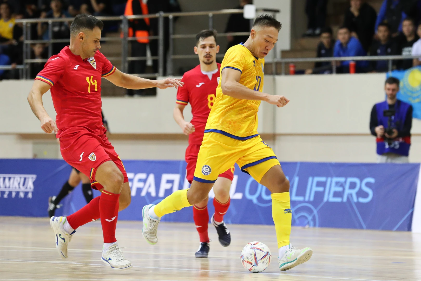 توپتىق كەزەڭدە كوش باستادى