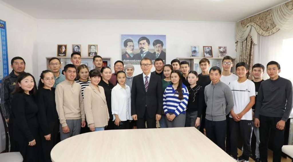 اكىمدەردى سايلاۋ تاجىريبەسى