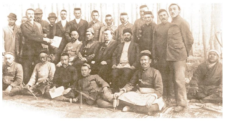 تاريحي فوتوداعى كىمدەر؟