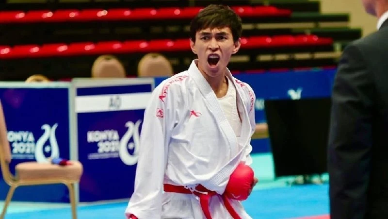 قايسار الپىسباي جازعى ازيا ويىندارىنىڭ چەمپيونى اتاندى