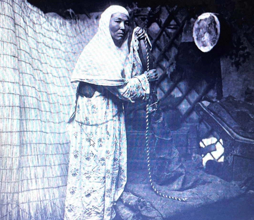 قازاق – قاشاندا قازاق!