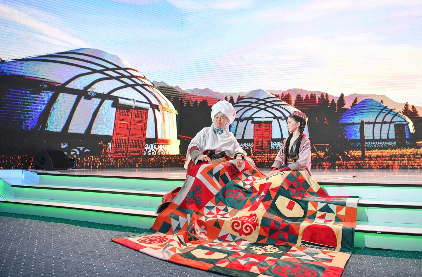 «ءار قازاق – مەنىڭ جالعىزىم!»