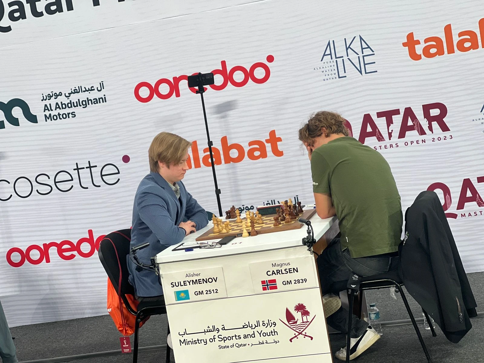 كارلسەندى جەڭگەن قازاق