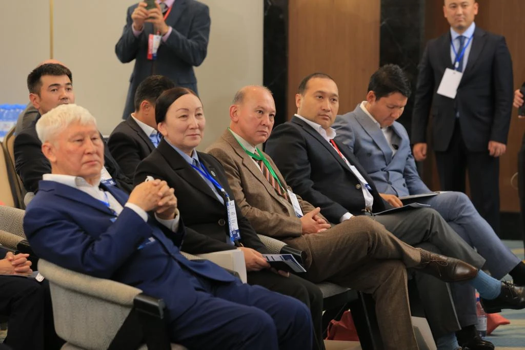 وندىرىسكە دايىن ونەرتابىستار