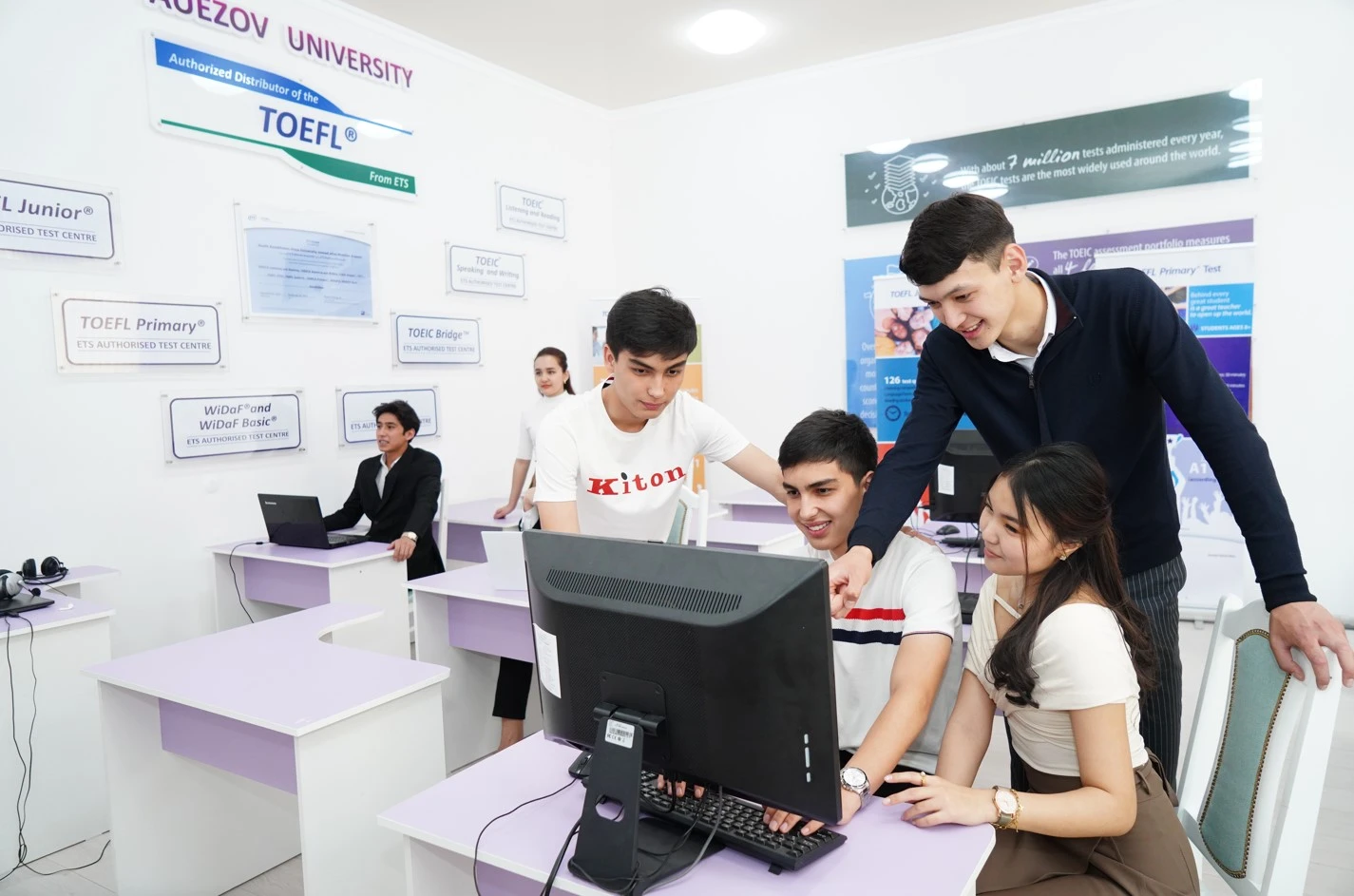 وزبەكستاندا فيليالىن اشادى