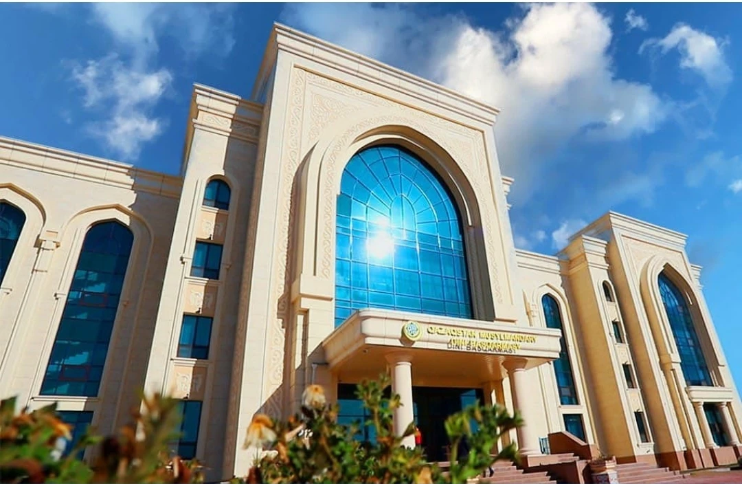 قۇدىس جەرىندەگى قانتوگىس توقتاتىلىپ, ماسەلە بەيبىت جولمەن شەشىلگەنىن قالايمىز – باس ءمۇفتي