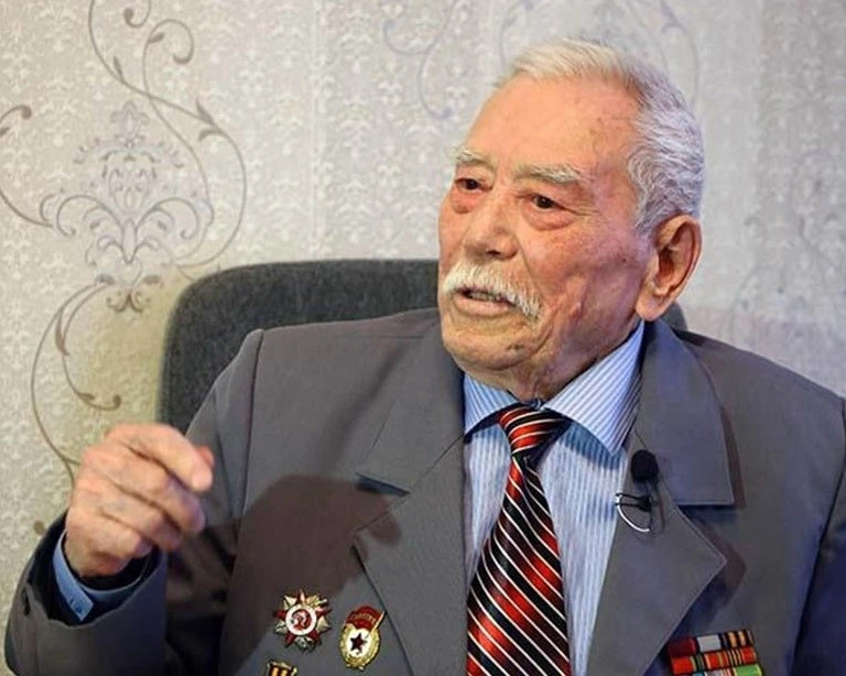 ابىزدىڭ باتاسى