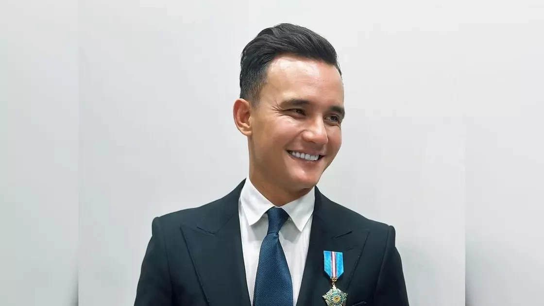 «ءالى كۇنگە دەيىن ۇيىمدە جاتىر»: ءالي وقاپوۆ ماراپاتتارىن نەگە قايتارماعانىن ايتتى