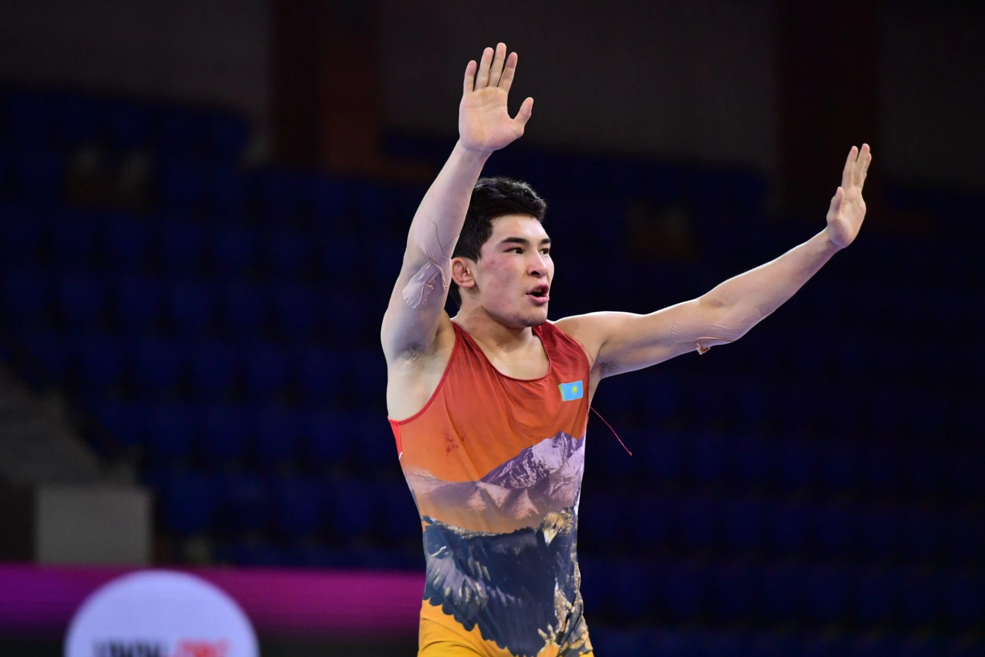 تۇڭعىش الەم چەمپيونى