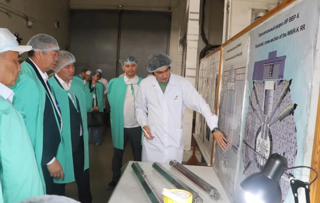 بولاشاق اەس ماماندارىن دايارلايدى