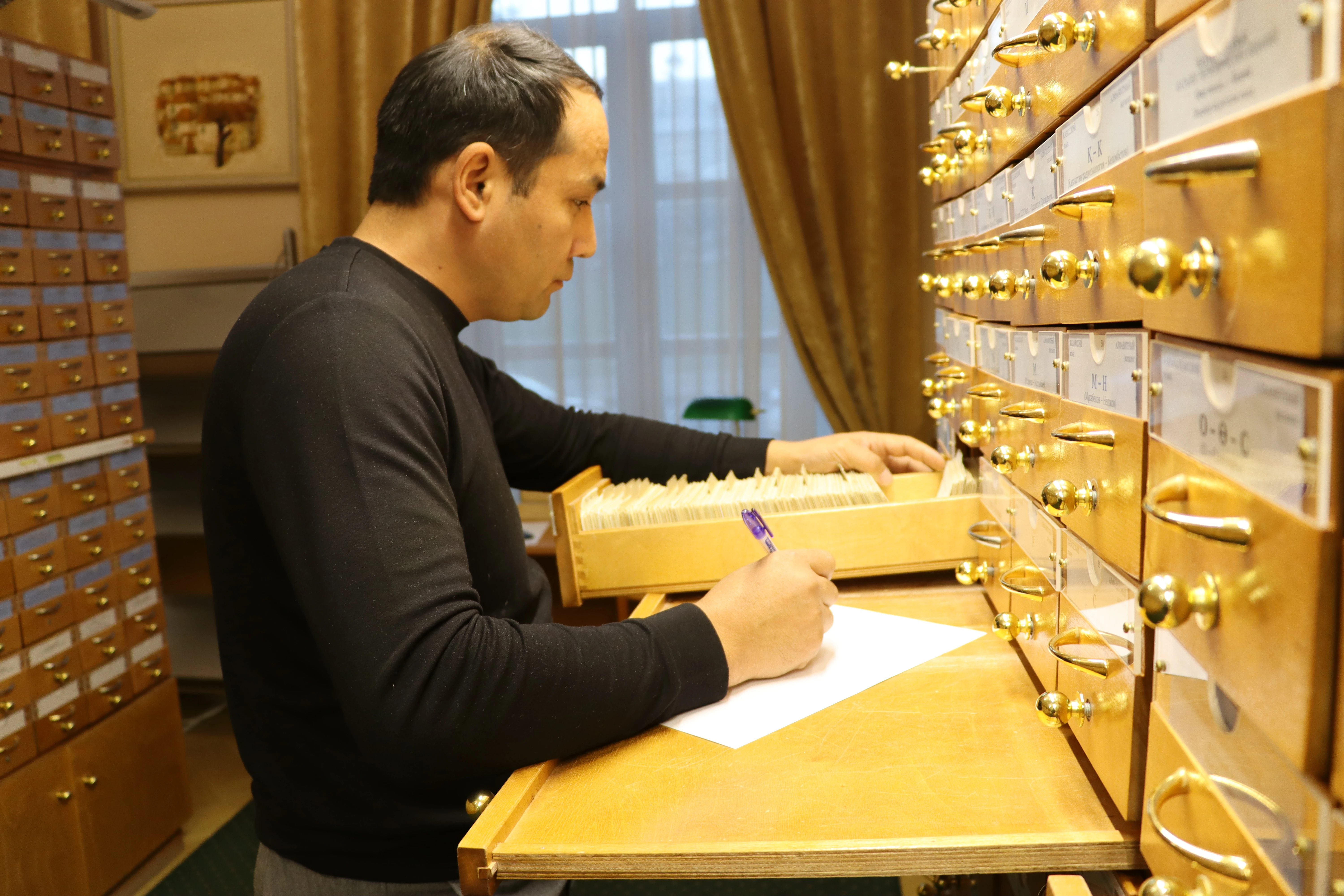 احمەت بايتۇرسىن ۇلى مۇراسىن ىزدەپ بارىپ ساكەن سەيفۋليننىڭ بەينەسىن تاپتىق – زەرتتەۋشى