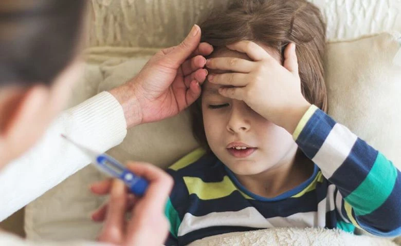 جۇقپالى دەرت دەندەپ تۇر