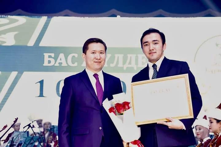 قۇرمانعازى كۇيلەرىنىڭ كۇمبىرى