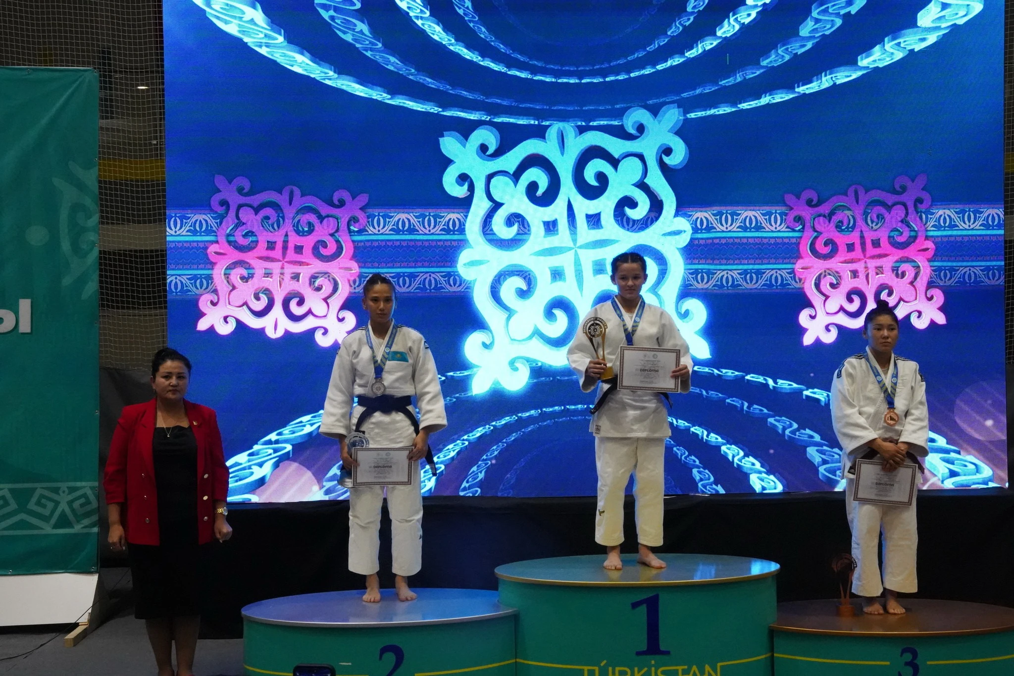 دوستىق پەن باۋىرمالدىق جەڭىسى