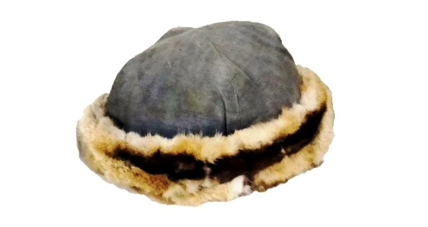 مولداحمەت اقىننىڭ بوركى