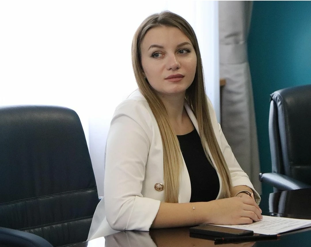 قازاق ءتىلىن قازاقتارعا دا ۇيرەتەمىن – نەمىس قىزى