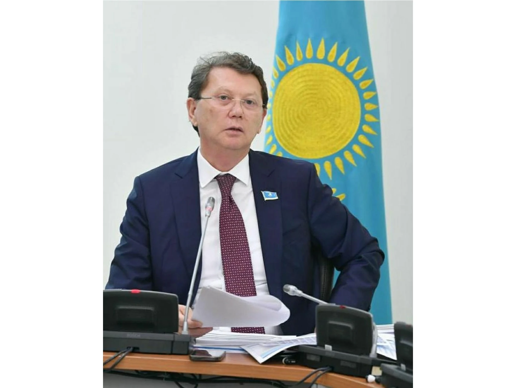 232 مىڭ مىڭ ادام ءۇي كەزەگىنەن سىزىلادى – مينيستر