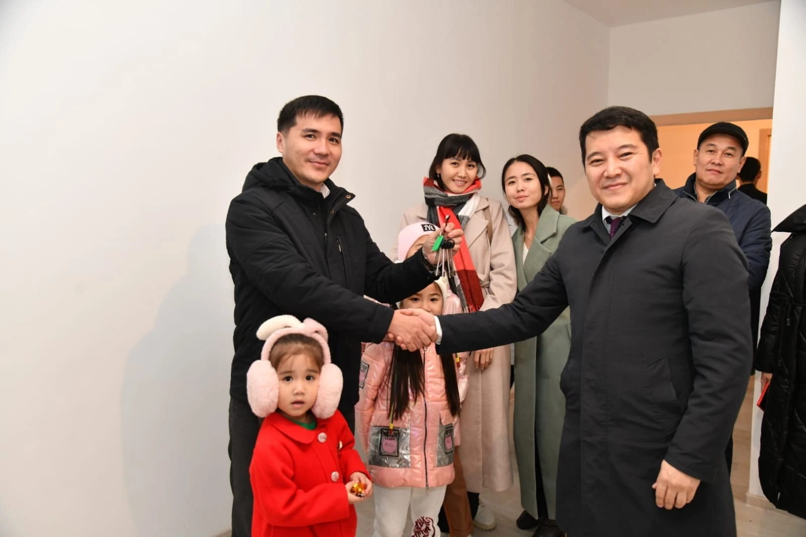 مۇعالىمدەرگە – جايلى باسپانا