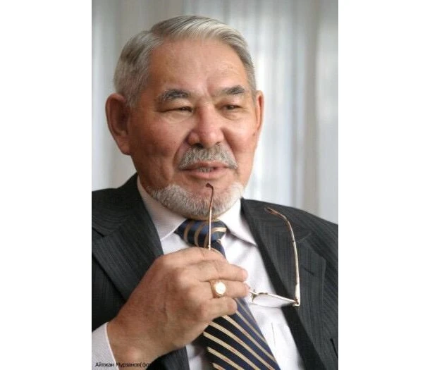 كادىربەك سەگىزباي ۇلى, مەملەكەتتىك سىيلىقتىڭ لاۋرەاتى: بارعا شالقايمايتىن, جوققا ەڭكەيمەيتىن ۇرپاقپىز