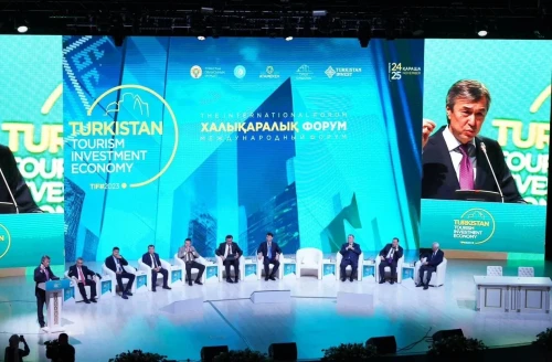 ەكونوميكالىق فورۋمدا 1 ترلن 55 ملرد تەڭگەنىڭ مەموراندۋمىنا قول قويىلدى