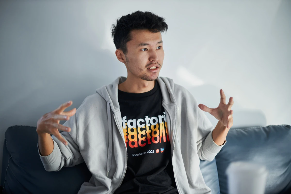 الەمدىك نارىقتاعى GoatChat قوسىمشاسى