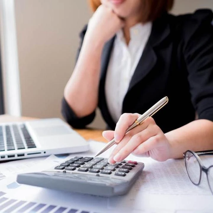 قوماقتى قارجىنى قولدى ەتكەن بۋحگالتەرگە ۇكىم شىقتى