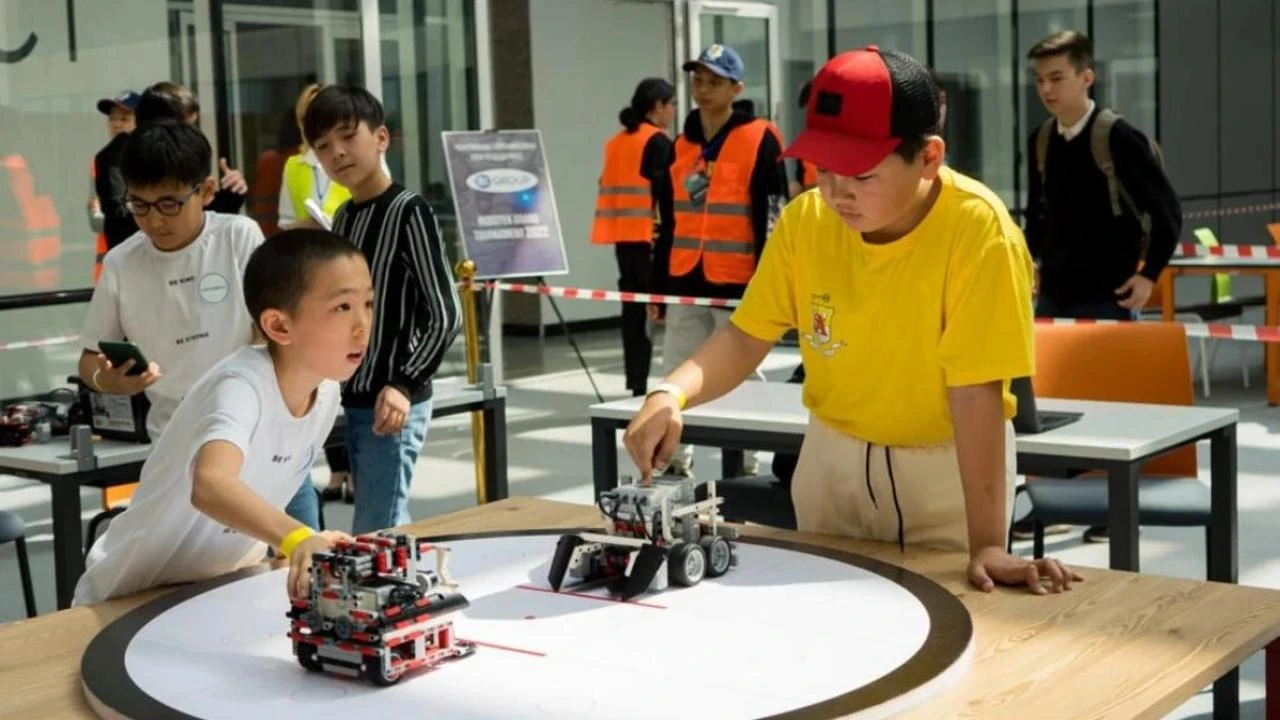 استانادا دارىندى بالالاردىڭ الەۋەتىن دامىتۋدا قانداي جۇمىستار اتقارىلىپ جاتىر؟