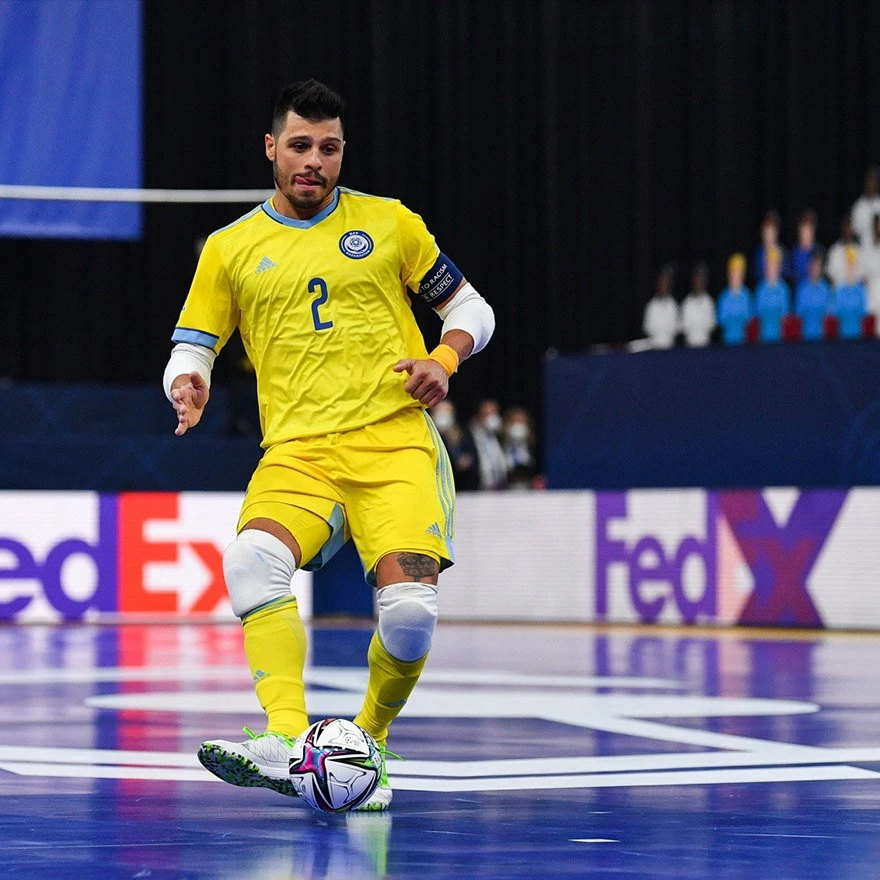 ۇزدىكتەر ساناتىنا قوسىلا المادى