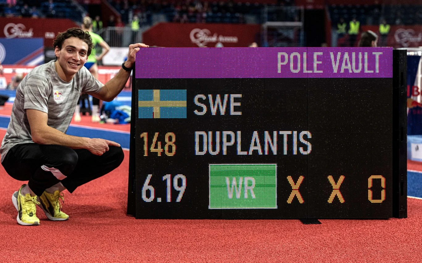 ارمان ديۋپلانتيس استاناعا كەلەدى