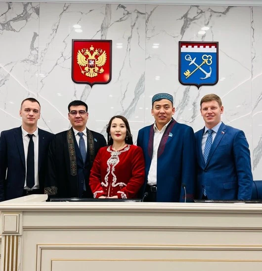 جاس كوشباسشىلار تاجىريبە الماستى