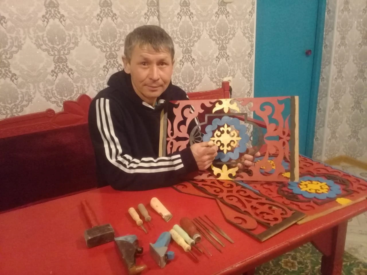 ۇلتتىق بۇيىمداردى جاڭعىرتقان ۇستاز