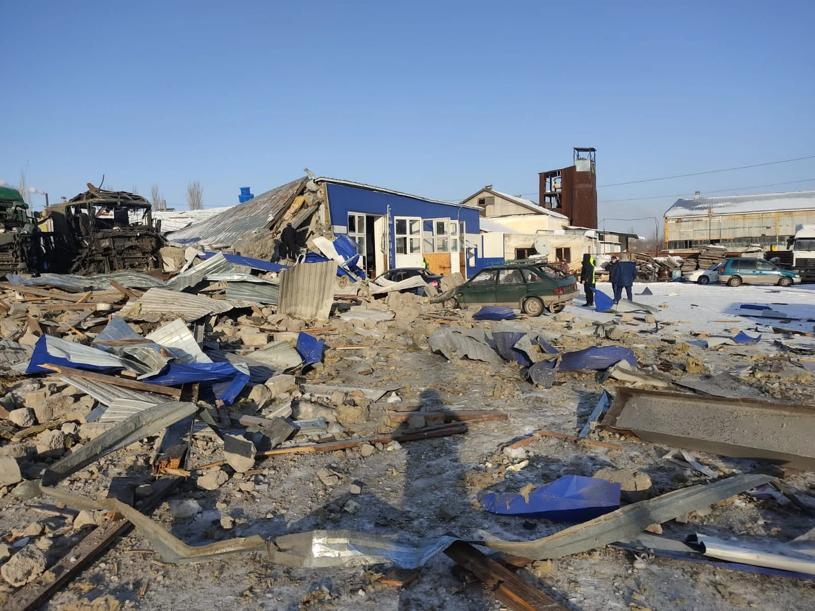 قوستانايدا گاز جارىلىپ, 7 ادام قيراندى استىندا قالدى