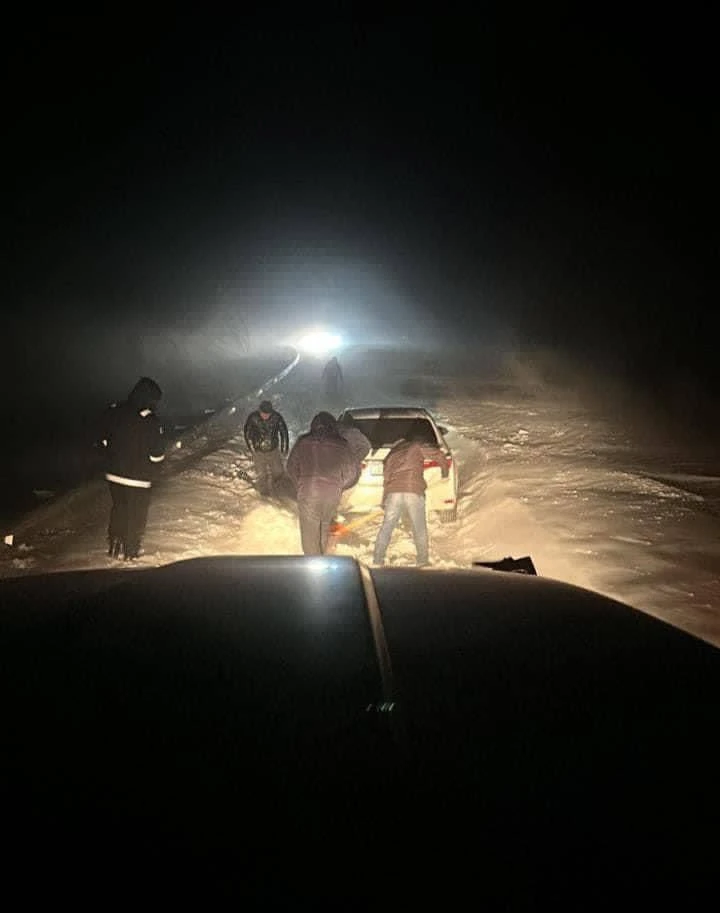 قىس قىسىپ تۇر: ەكى اۋداندا توتەنشە جاعداي جاريالاندى