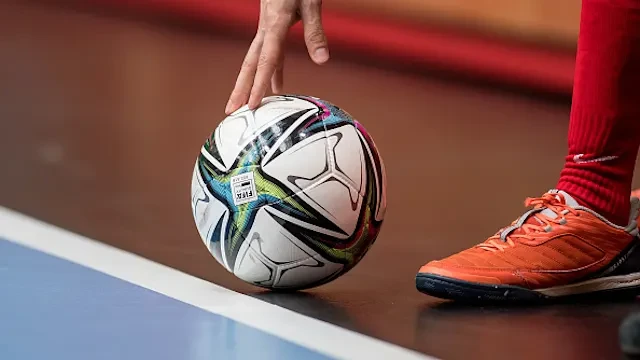 قازاقستان التىنشى ورىندا