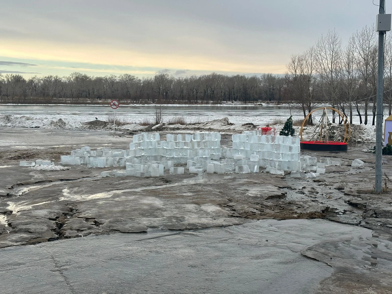 53 ميلليوندىق مۇز قالاشىعى ەرىپ جاتىر
