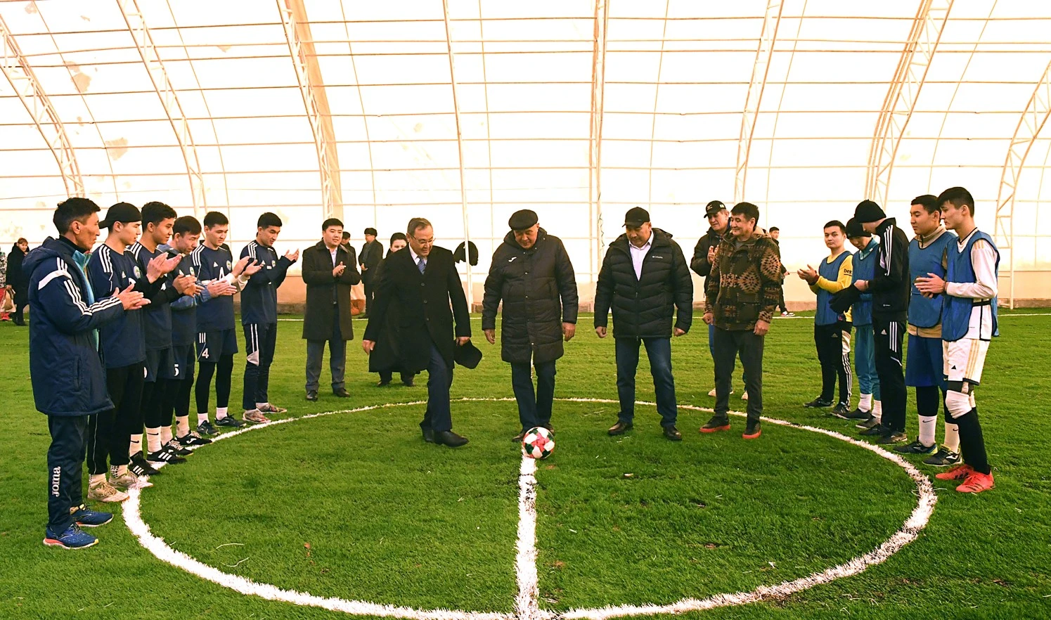 جاتاقحانا مەن ستاديون – ستۋدەنتتەر يگىلىگىندە